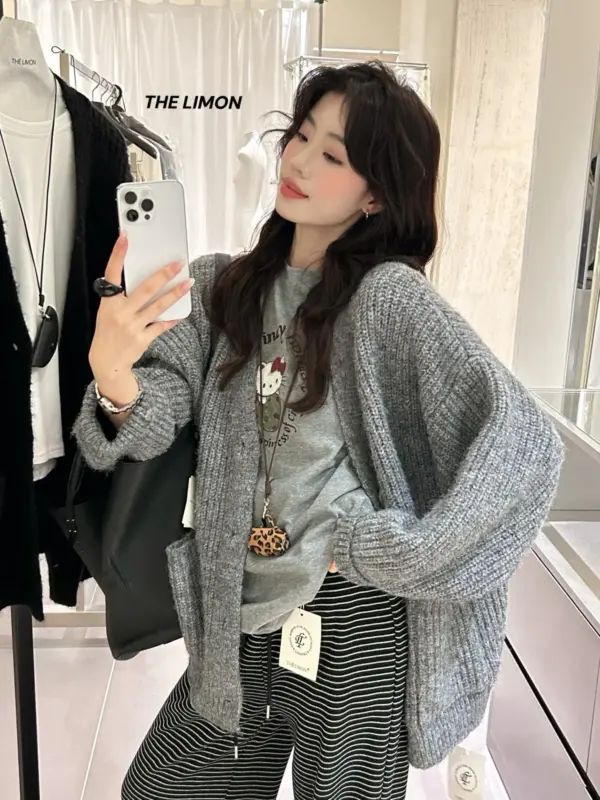 高克重燈籠袖寬鬆羊駝毛開衫保暖毛衣（含6%羊毛）