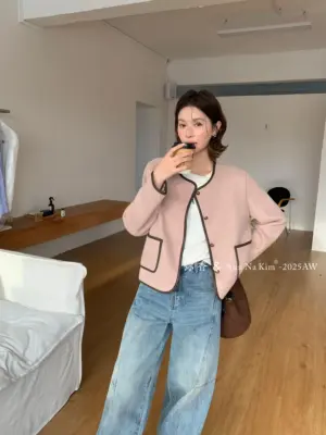 1761152203613 韓系撞色皮條簡約氛圍感時尚雙面尼短外套